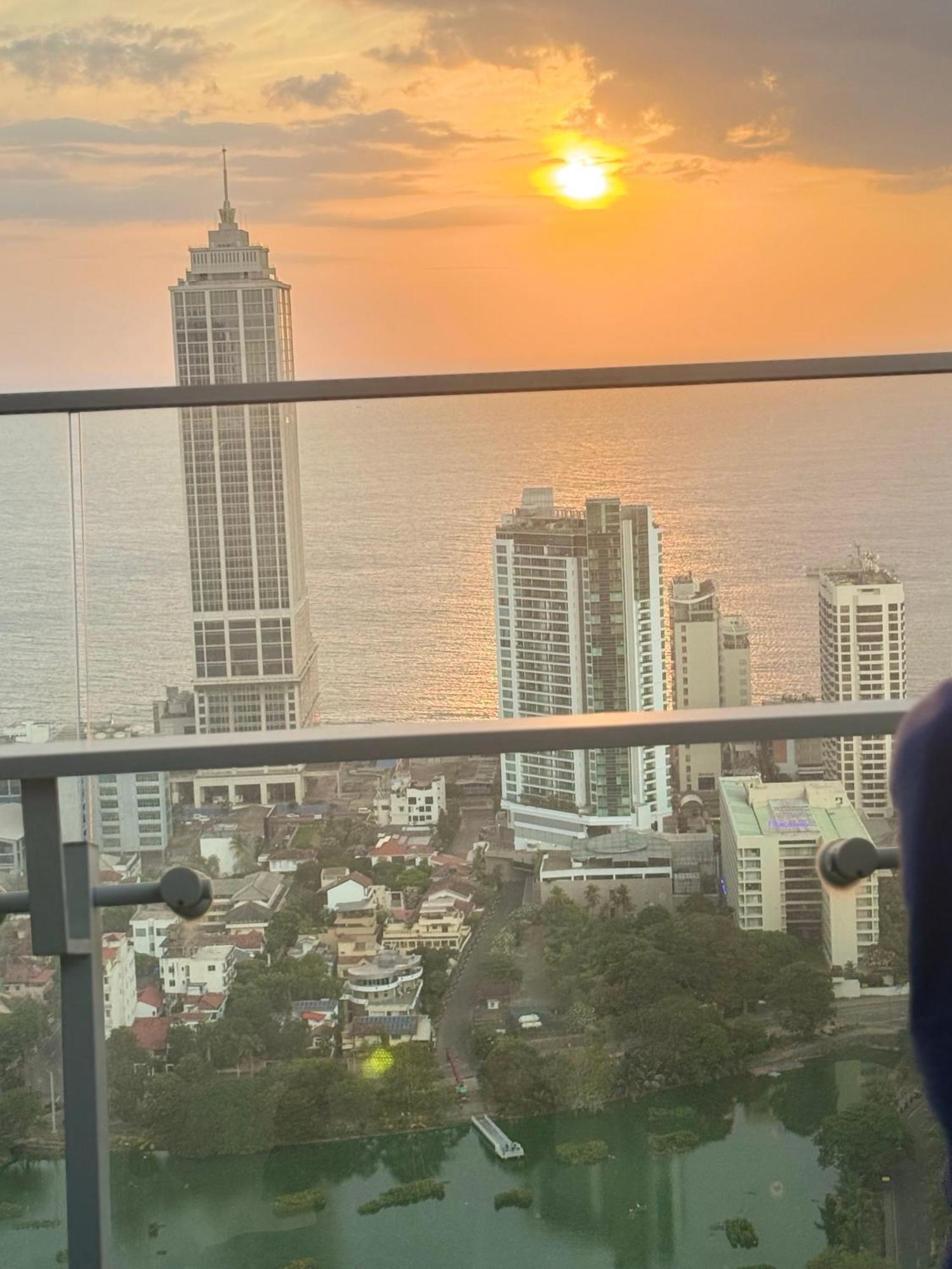 Apartamento Altair Luxury Colombo By Miracle Exterior foto